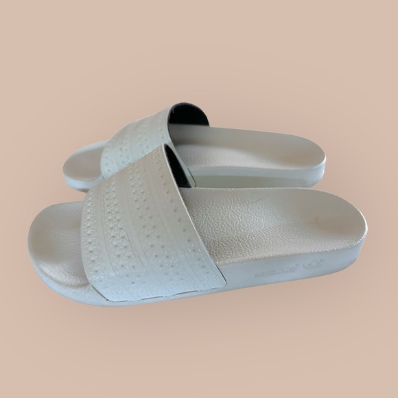 Adidas Adilette Pastel Slides - Picture 2 of 5